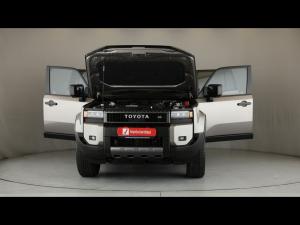 Toyota Land Cruiser Prado 2.8GD VX-R - Image 28