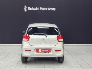 Toyota Vitz 1.0 XR manual - Image 5