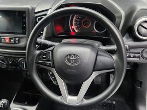 Toyota Vitz 1.0 XR manual - Image 8