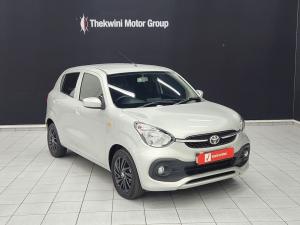 Toyota Vitz 1.0 XR manual - Image 1