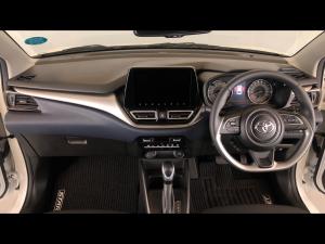 Toyota Starlet 1.5 XR auto - Image 6