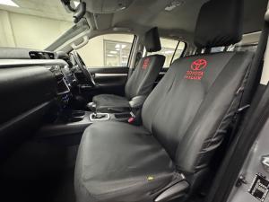 Toyota Hilux 2.8GD-6 double cab 4x4 Raider auto - Image 7