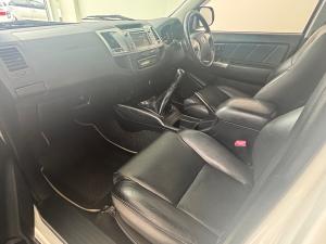 Toyota Hilux 3.0D-4D double cab Raider Legend 45 - Image 7