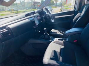 Toyota Hilux 2.4GD-6 double cab 4x4 Raider auto - Image 7