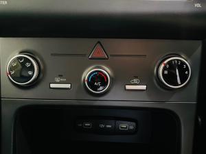 Hyundai Creta 1.5 Premium Matt Edition - Image 10