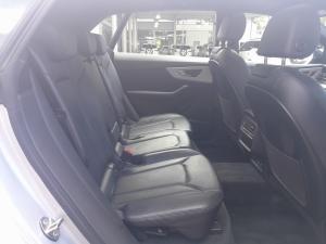 Audi Q8 55TFSI quattro - Image 16