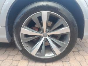 Audi Q8 55TFSI quattro - Image 20