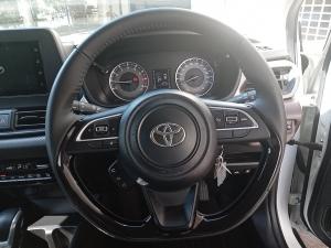 Toyota Starlet Cross 1.5 XS auto - Image 8