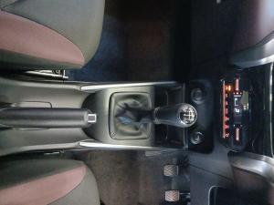 Toyota Starlet Cross 1.5 XR manual - Image 12