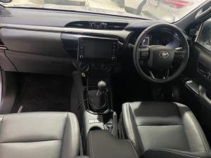 Toyota Hilux 2.8 GD-6 RB LegendE/CAB - Image 6