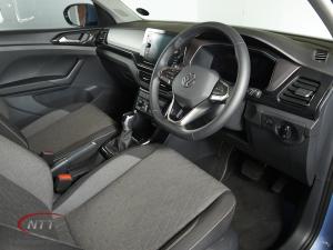Volkswagen T-CROSS 1.0 TSI Life DSG - Image 17