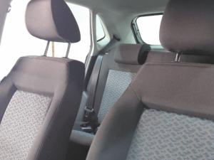 Volkswagen Polo Vivo 1.4 Life - Image 13