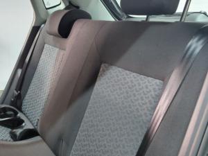 Volkswagen Polo Vivo 1.4 Life - Image 9