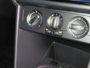 Volkswagen Polo Vivo 1.6 Style - Image 8