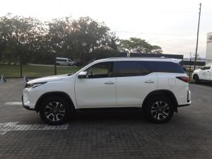 Toyota Fortuner 2.4GD-6 4X4 automatic - Image 19