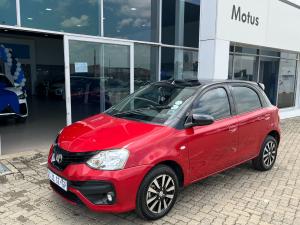 Toyota Etios hatch 1.5 Sport - Image 1
