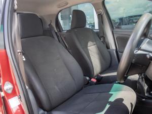 Toyota Etios hatch 1.5 Sport - Image 7