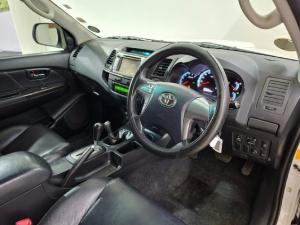 Toyota Fortuner 3.0D-4D 4x4 Ltd edition auto - Image 6