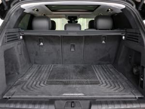 Land Rover Range Rover Sport D350 Dynamic SE - Image 11