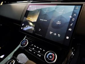 Land Rover Range Rover Sport D350 Dynamic SE - Image 18