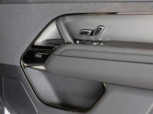 Land Rover Range Rover Sport D350 Dynamic SE - Image 25