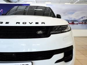 Land Rover Range Rover Sport D350 Dynamic SE - Image 4