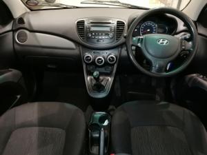 Hyundai i10 1.1 Motion - Image 6
