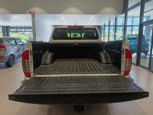 Nissan Navara 2.5DDTi double cab SE Plus 4x4 - Image 5