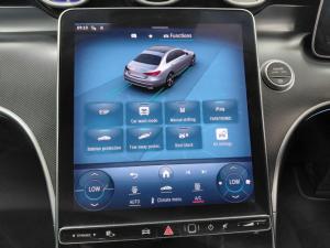 Mercedes-Benz C-Class C200 Avantgarde - Image 11