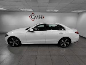 Mercedes-Benz C-Class C200 Avantgarde - Image 2