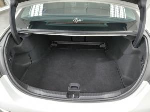 Mercedes-Benz C-Class C200 Avantgarde - Image 5