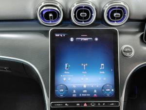 Mercedes-Benz C-Class C200 Avantgarde - Image 8