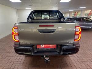 Toyota Hilux 2.8GD-6 double cab 4x4 Raider auto - Image 4
