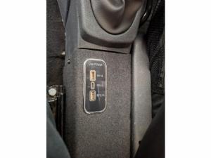 Nissan NP200 1.6i safety pack (aircon) - Image 15