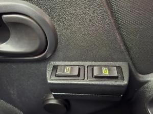 Nissan NP200 1.6i safety pack (aircon) - Image 7