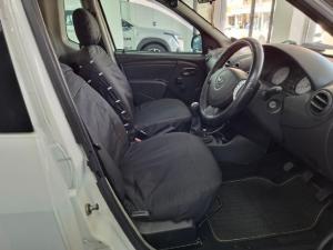 Nissan NP200 1.6i safety pack (aircon) - Image 9