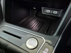 Volkswagen Polo hatch 1.0TSI R-Line - Image 15