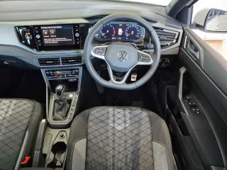 Volkswagen Polo hatch 1.0TSI R-Line