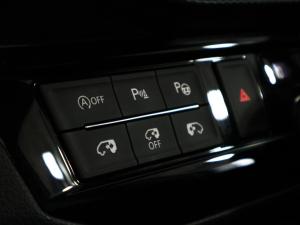 Volkswagen Caravelle 2.0BiTDI Highline 4Motion - Image 21