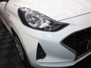Hyundai Grand i10 1.0 Motion hatch auto - Image 6