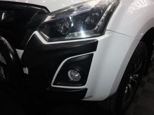 Isuzu D-Max 250 double cab X-Rider auto - Image 6