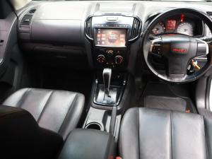 Isuzu D-Max 250 double cab X-Rider auto - Image 8