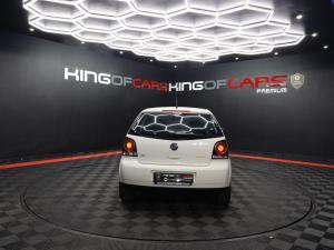 Volkswagen Polo Vivo hatch 1.4 Street - Image 5