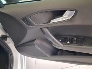 Audi A1 3-door 1.0TFSI S auto - Image 15