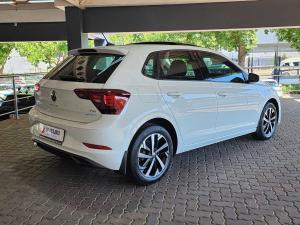 Volkswagen Polo hatch 1.0TSI Life manual - Image 8