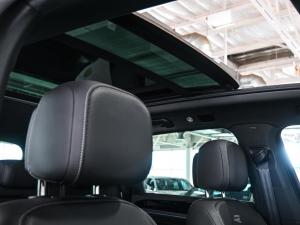 Volkswagen Touareg V6 TDI R-Line - Image 12