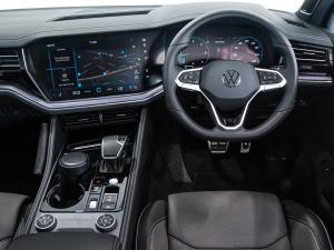 Volkswagen Touareg V6 TDI R-Line - Image 23