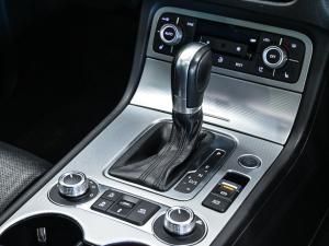 Volkswagen Touareg V6 TDI Luxury - Image 20