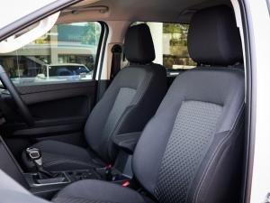 Volkswagen Amarok 2.0TDI double cab Life auto - Image 17