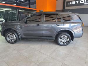 Ford Everest 2.0D BI-TURBO XLT automatic - Image 13